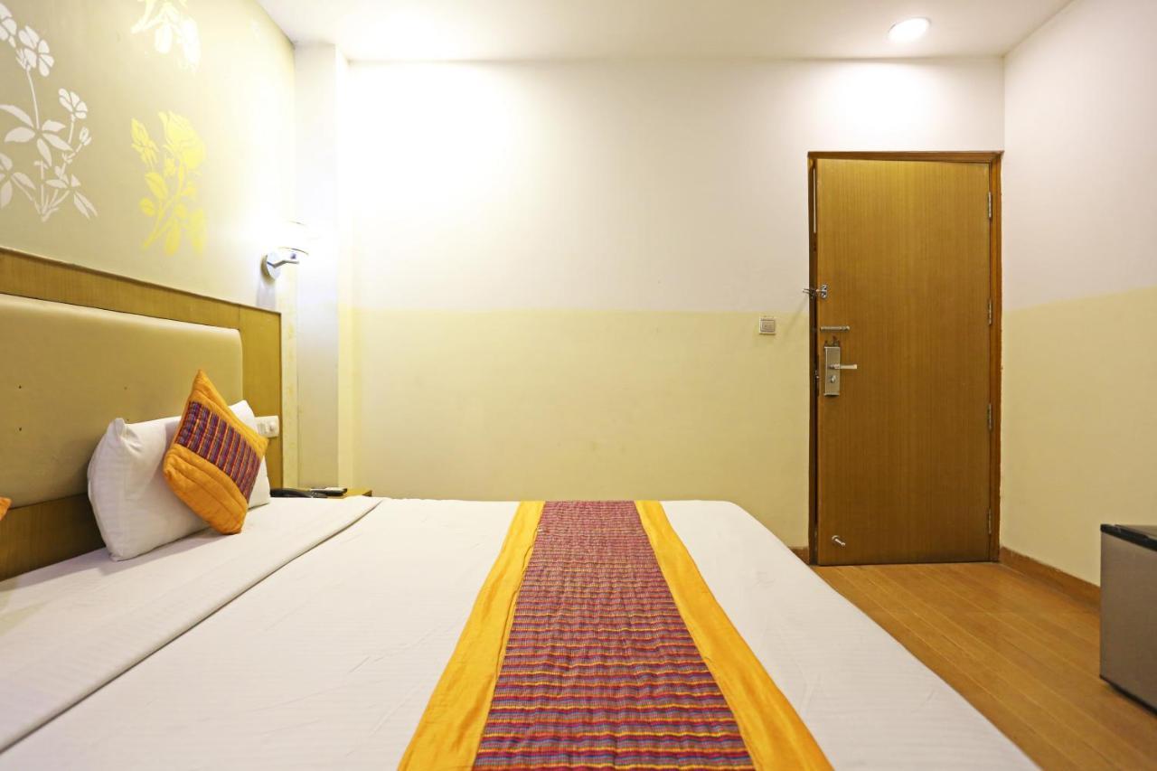 Hotel Aeroporto Nearest Landmark Aerocity Delhi Yeni Delhi Dış mekan fotoğraf