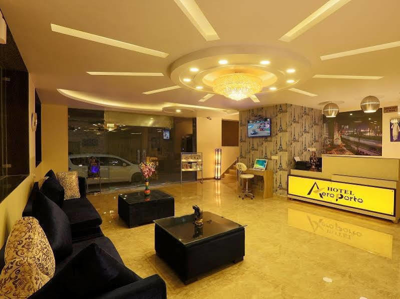 Hotel Aeroporto Nearest Landmark Aerocity Delhi Yeni Delhi Dış mekan fotoğraf